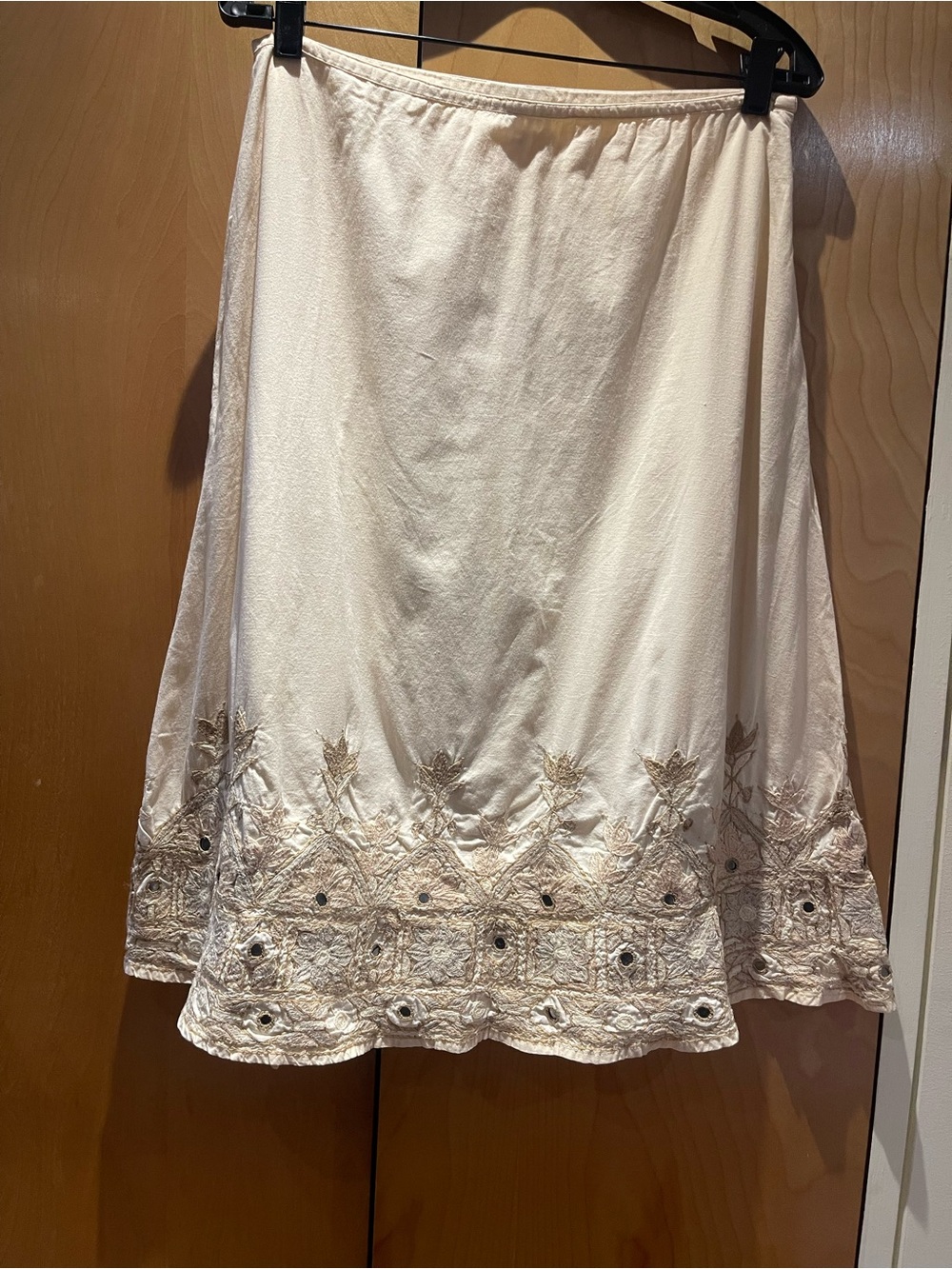 Cotton and knit skirt with floral and mirror accents